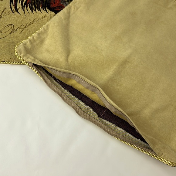 Pair of Matching Rooster Tapestry Pillow Covers. 17.5” x 17.5”. Vintage look. - Picture 3 of 7